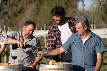 Disfrutando del vino propio en Junín