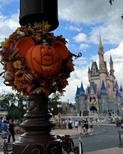 Disney listo para recibir Halloween (Foto: Instagram/@antonelaroccuzzo)