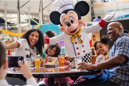 Disney ofrece una promoción para toda la familia