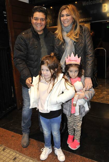 Lalo Maradona y familia a punto de ver Disney on Ice