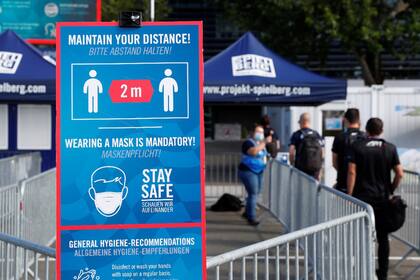 Distancia social y barbijo obligatorio, parte del protocolo preventivo en la Fórmula 1