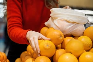 Distintas formas de usar cada parte de la naranja y evitar desperdicios