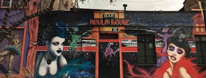 Distintos guías ofrecen recorridos urbanos para apreciar los mejores murales