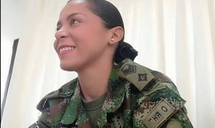 Diva Quintero Guerra, la exmilitar colombiana que iba a combatir a la guerra de Ucrania.