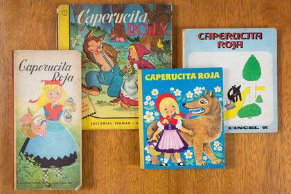 Diversas ediciones de "Caperucita Roja", un clásico infantil universal 