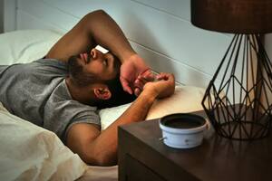 Diversas prácticas y hábitos interfieren con el descanso nocturno