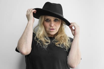 Divina Gloria es reconocida por su humor y su desfachatez