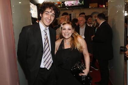 Divina Gloria, protagonista de Zeide Shike