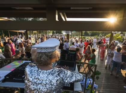 DJ Gloria es reconocida en Estocolmo, Suecia (Foto: AFP)