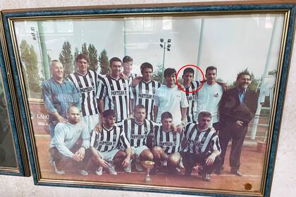 Djokovic, de joven, con la camiseta del Teniski Klub Partizan, una institución que le permitió crecer como deportista