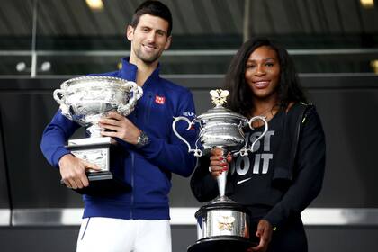 Djokovic y Serena, participantes de una polémica que suma capítulos