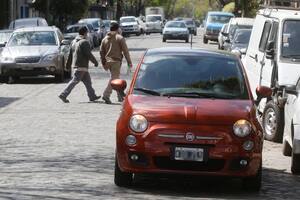 Doble fila en Gurruchaga y Córdoba, en pleno Palermo