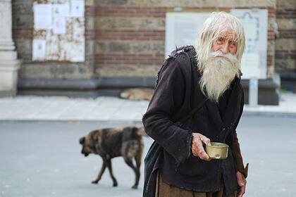 Dobri caminaba todos los días los 20 kilómetros que separaban su modesta vivienda en el pueblo de Baylovo de la Gran catedral de Sofía