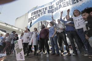 Docentes: paro récord y movilización a la Casa de la provincia de Buenos Aires