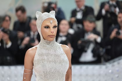 Doja Cat asiste a la Gala Met 2023 que celebra "Karl Lagerfeld: A Line Of Beauty" en el Museo Metropolitano de Arte, el 1 de mayo de 2023 en la ciudad de Nueva York