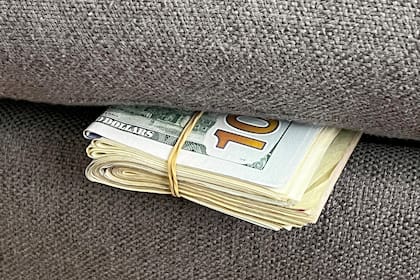 Dólar hoy: a cuánto cotizó el blue, MEP, Oficial y Tarjeta