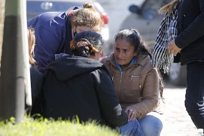 Familiares y allegados de las víctimas se acercaron a la zona del accidente