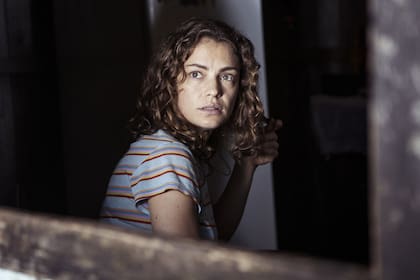 Dolores Fonzi es Paulina Vidal en La Patota (2015)