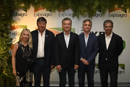 Dolores Mitre (LA NACION), Martin Schwartzman (Exponenciar), Mauricio Macri, el diputado Fernando de Andreis y Alberto Marina (Exponenciar)