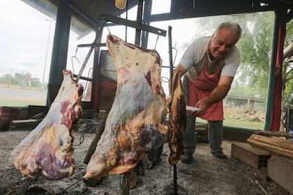 Efraín Nogueira, de 63 años, dueño de la parrilla El Rey