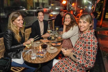 Dolores Trull y Lorena Ceriscioli, entre las invitadas de la noche