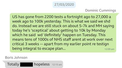 Dominic Cummings publicó una captura de pantalla de una conversación que habría tenido con Boris Johnson en 2020