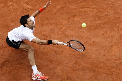 Djokovic se quedó en la puerta de la final: perdió tras cinco sets de un partido que arrancó el viernes.