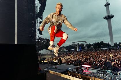 Don Diablo en el escenario principal