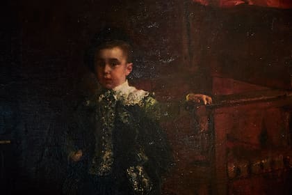 Don Matías Errázuriz Alvear parece "un chico disfrazado de príncipe español" en esta pintura del gran retratista español