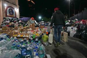 Donaciones en la parroquia Cacupé por los damnificados por inundaciones en Bahía Blanca