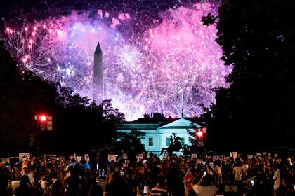 Aunque no se puede, Donald Trump hizo campaña desde la Casa Blanca
