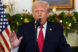 Los trabajadores que cobrarán un bono de más de US$1700 en EE.UU. para Navidad por orden de Trump