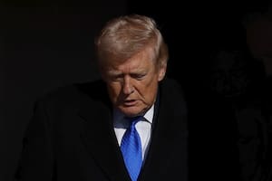 Trump afirmó que su Gobierno se encuentra negociando con Irán, pero Teherán negó el contacto