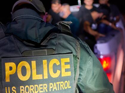 Donald Trump aseguró que utilizará a la policía local para hacer arrestos de inmigrantes ilegales