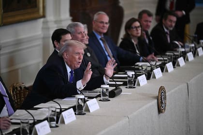 Donald Trump, en su encuentro con ejecutivos petroleros, en la Casa Blanca.