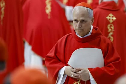 Donald Trump felicitó al cardenal Robert Prevost por su nombramiento como Papa, destacando el honor para Estados Unidos y su próxima reunión con el pontífice