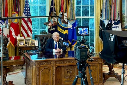 Donald Trump graba un mensaje en la Casa Blanca (Archivo)