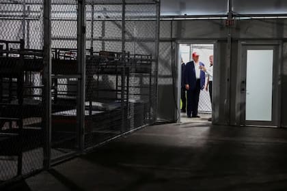 Donald Trump inauguró el nuevo centro de detención en Florida este martes