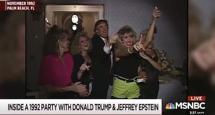 Donald Trump junto a Jeffrey Epstein, en 1992 - Fuente: msnbc