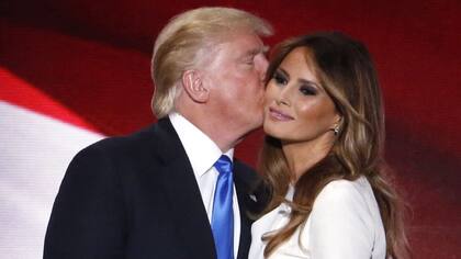 Donald Trump junto a Melania