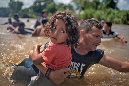 Donald Trump recorta la ayuda para los niños inmigrantes detenidos en la frontera con México