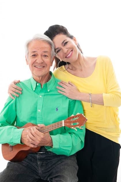 Donald y Melody, tal para cual: arriba del escenario comparten la mística de la canción de los 60