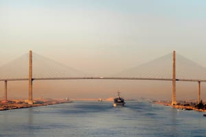 Dónde queda el canal de Suez, el regalo de Egipto al mundo