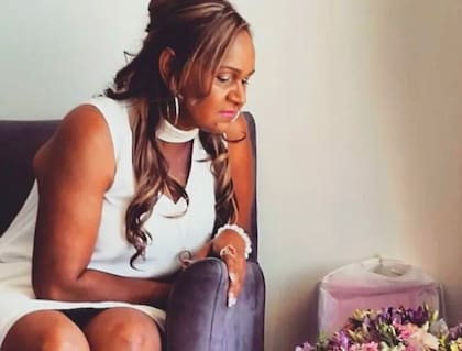 Donna Nelson tuvo una relación virtual con Kelly durante dos años (Foto:Instagram/@bringdonnahome)