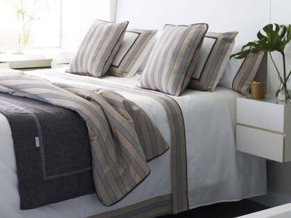 Dormir lejos de las vigas también es importante para asegurarte una buena noche de sueño de acuerdo al Feng Shui