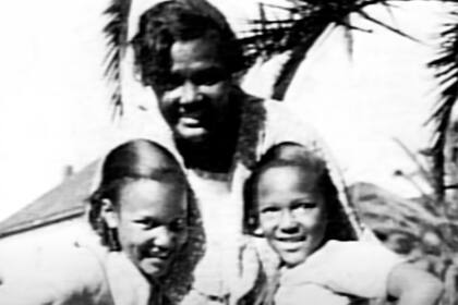 Dorothy Dandridge, a la derecha, junto a su madre Ruby y su hermana Vivian