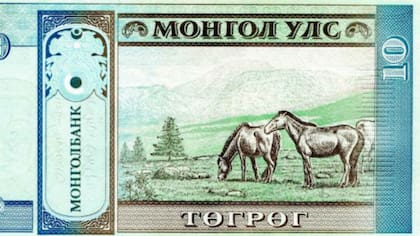 Dos caballos ilustran el billete de 10 Tugrik, en Mongolia