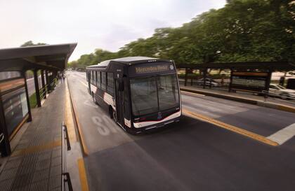 Dos de cada tres buses en la Argentina son de la marca Mercedes-Benz.
