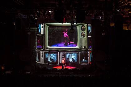 Escena y canciones creadas por los creativos del Cirque du Soleil, que tiene lugar en el Luna Park