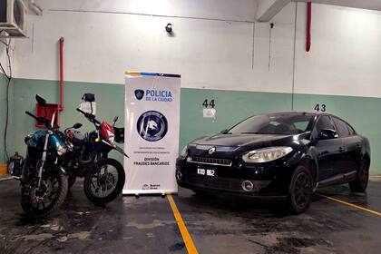 Dos de las motos y un vehículo secuestrados a los sospechosos